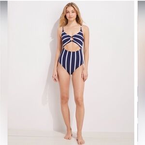 Vineyard Vines Stripe Pique Cutout One Piece Swimwear Size S NWT